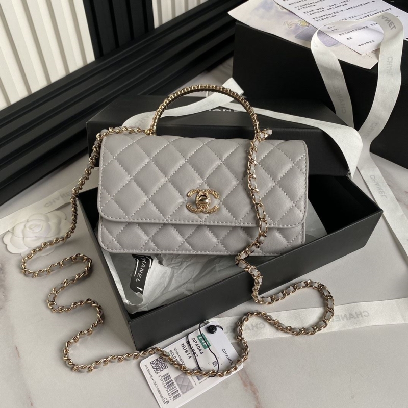 Ch*el woc bags